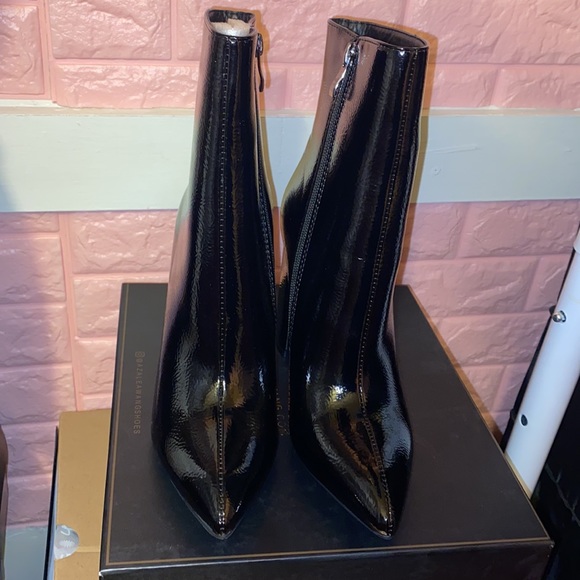 AZALEA WANG PATENT CHUNKY HEEL POINTED TOE BOOTIE - Picture 3 of 3